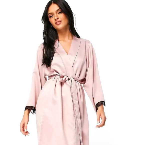 Powder Pink with Black Eyelash Lace Trim Satin Open Front Robe Sz. M - Picture 1 of 9